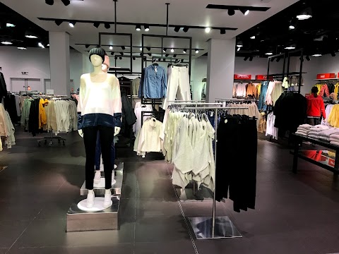 H&M