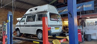 Lightfoot's Garage & MOT Test Centre