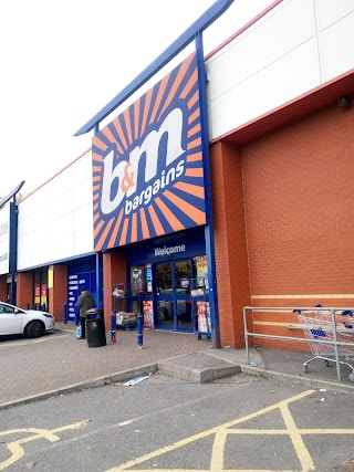 B&M Store