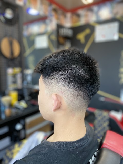 Pro Cut Barber