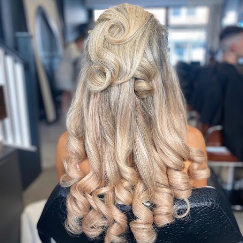 Blow Me Bouncy - Blowdry Bar Leeds