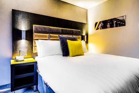 Roomzzz Aparthotel Nottingham City