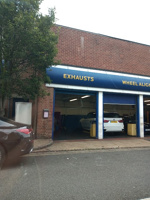 Kwik Fit - London - Fulham