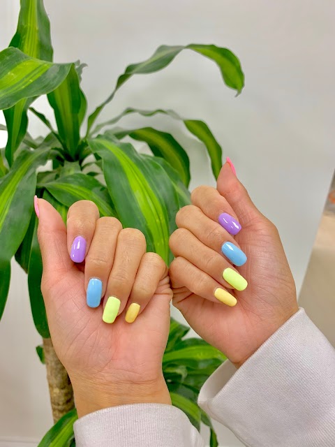 Beautiful Colour - Nails and Spa