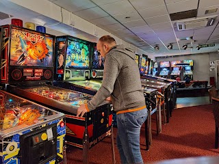 Fife Street Pinball and arcade