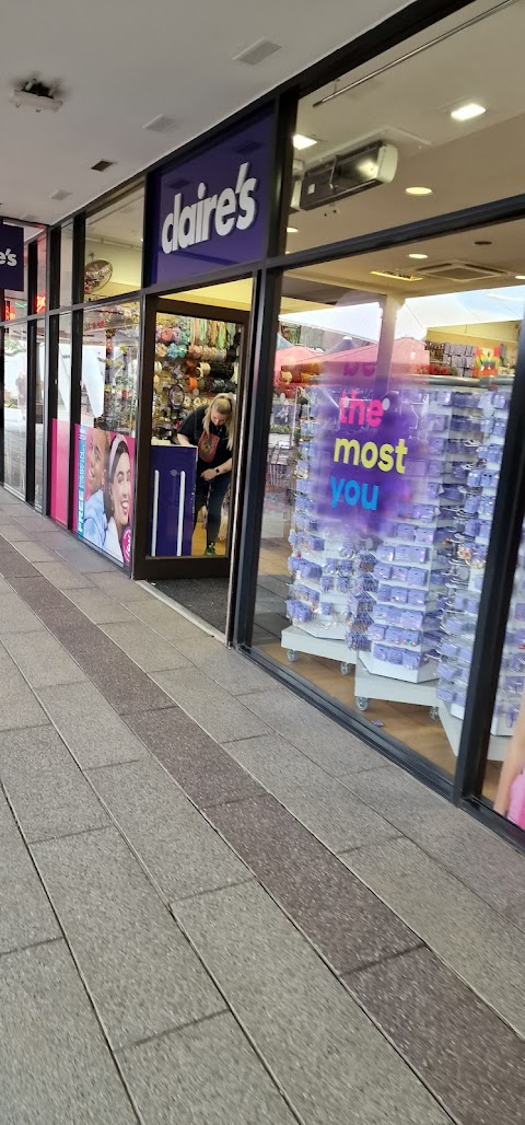 Claire's