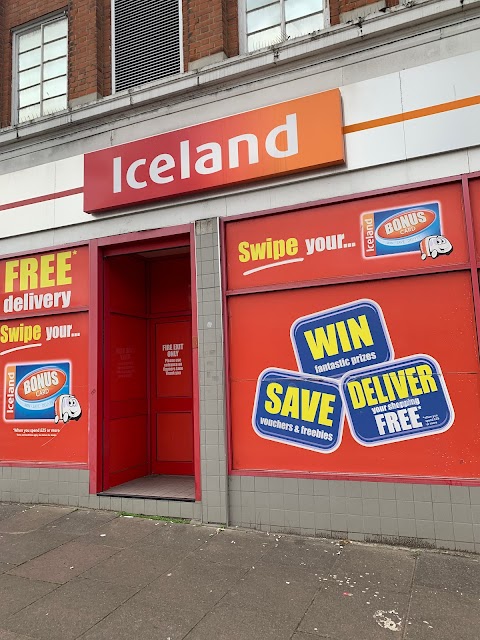 Iceland Supermarket Pinner