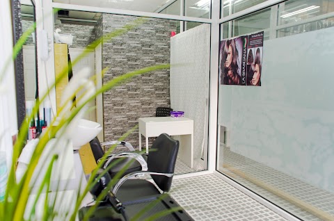 Aria Hair & Beauty Salon