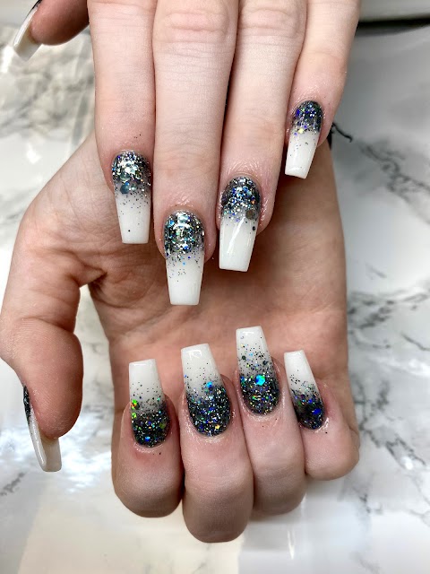 Ivy Nails