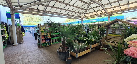 B&M Home Store with Garden Centre