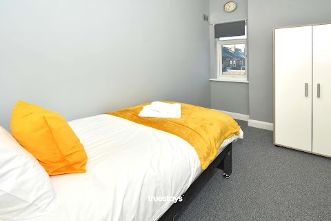 Anchor House by Truestays | Short-stay & Serviced Accommodation in Stoke-on-Trent