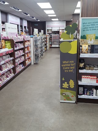 Holland & Barrett