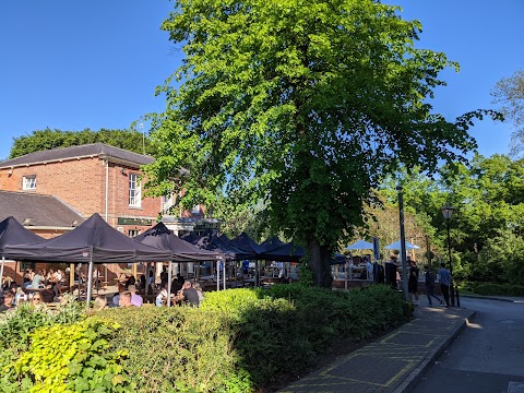 The Francis Newton - JD Wetherspoon