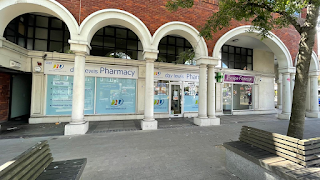 Day Lewis Pharmacy Twickenham