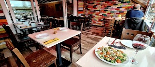 Narenj persian& mediterranan grill. Bar . Restaurant