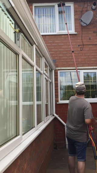 Top Glass Window Cleaning Walsall