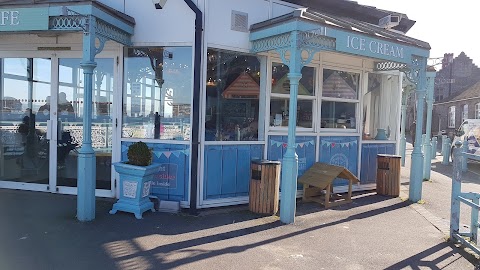 Beach Hut Cafe