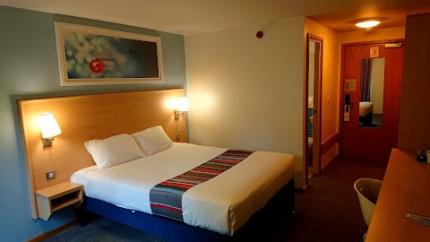 Travelodge Swansea Central