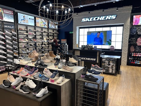 Skechers