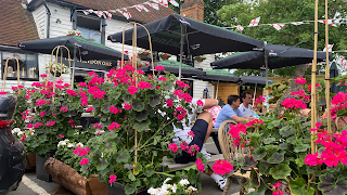 Theydon Oak Village Pub & Dining