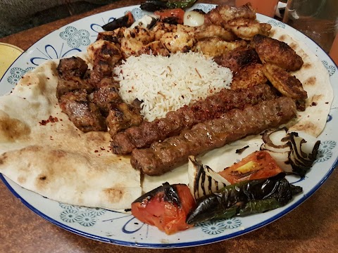 Bakchich Lebanese Restaurant