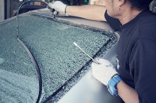 A1 Windscreens UK Ltd