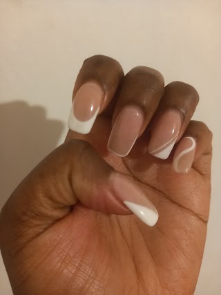 Zen Nails & Beauty