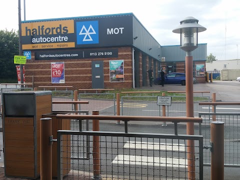 Halfords Autocentre Leeds (Low Road)