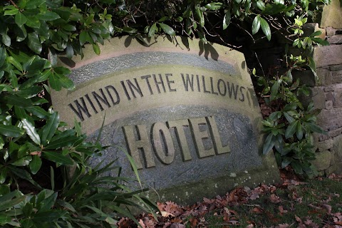 Wind In The Willows Hotel