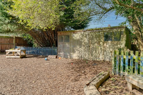 Little Garden The New Barnet Day Nursery & Pre-School (Previously Head Start Barnet)