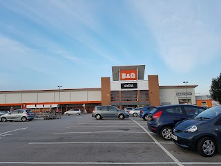 B&Q Bolton