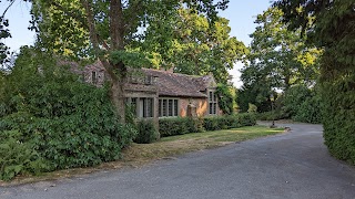 Pekes Manor