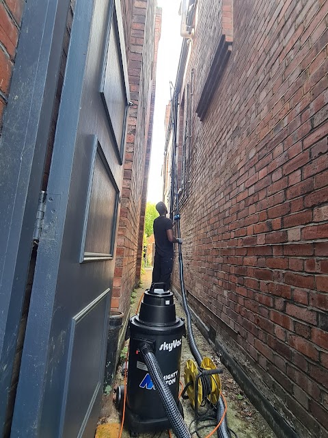 London Gutter Clean & Repair