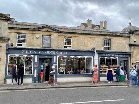 Pulteney Bridge Coffee Shop