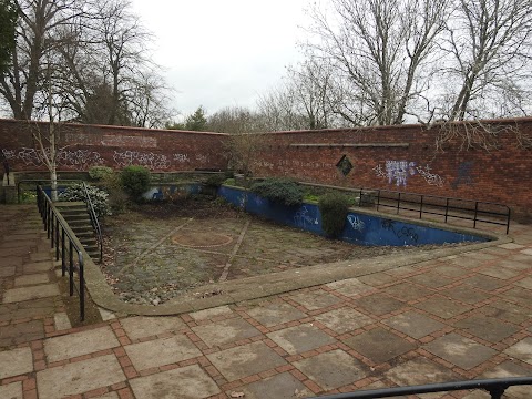 The Old Swimming Pool Garden