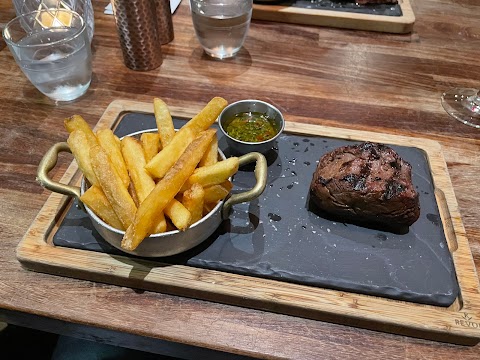 Roxie Steak - Earlsfield