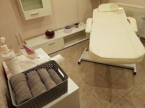 R&K Beauty Salon