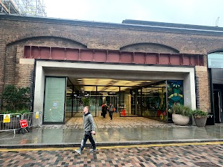 London College of Fashion, Golden Lane