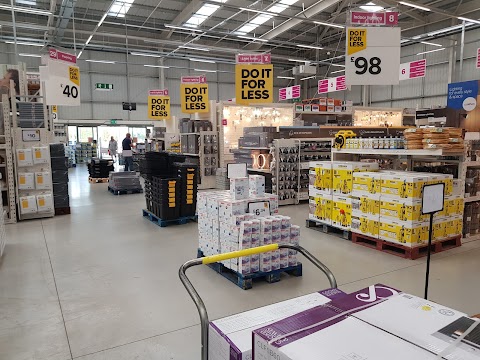 B&Q Bedford