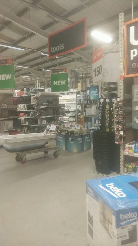 B&Q Macclesfield