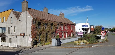 Maudlins House Hotel