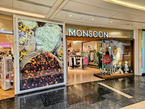 Monsoon & Accessorize