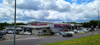 B&M Store