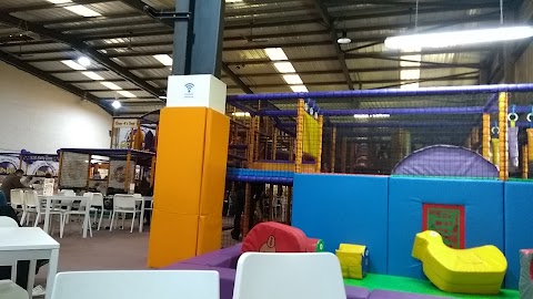 Jam Jam Boomerang Indoor Play, Party and Lazer Venue