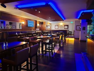 Lagoona Sport's bar and restaurant