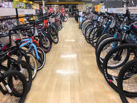 Halfords - Redhill