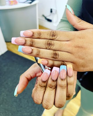 Luxury Nails