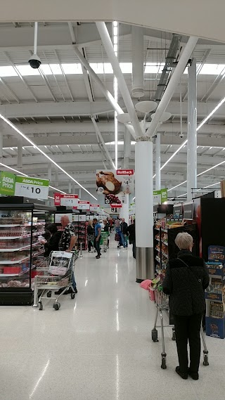 Asda Kingswood Superstore