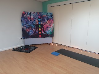 Cheryl Wimperis Yoga Class (Leicester Yoga)