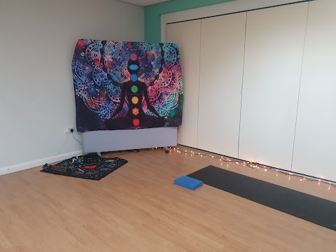 Cheryl Wimperis Yoga Class (Leicester Yoga)